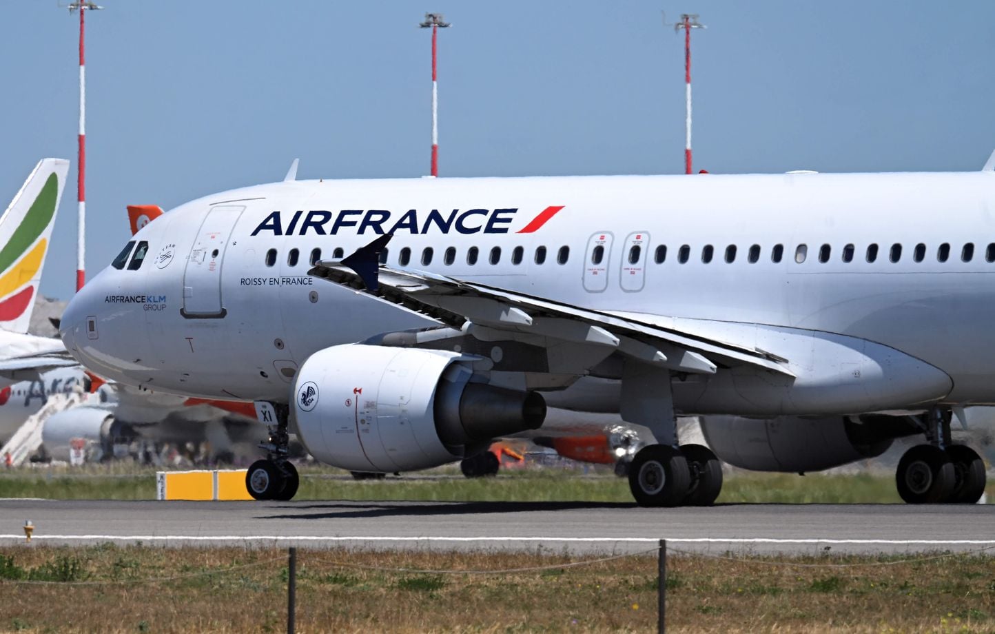 Air France-KLM y Lufthansa han presentado su oferta para comprar TAP Air Portugal Air France-KLM y Lufthansa han presentado su oferta para comprar TAP Air Portugal
